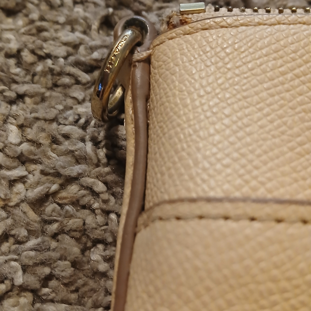 👜✨ Coach Pebbled Leather Crossbody Bag – Cream / Ivory ✨👜 - Picture 8 of 11